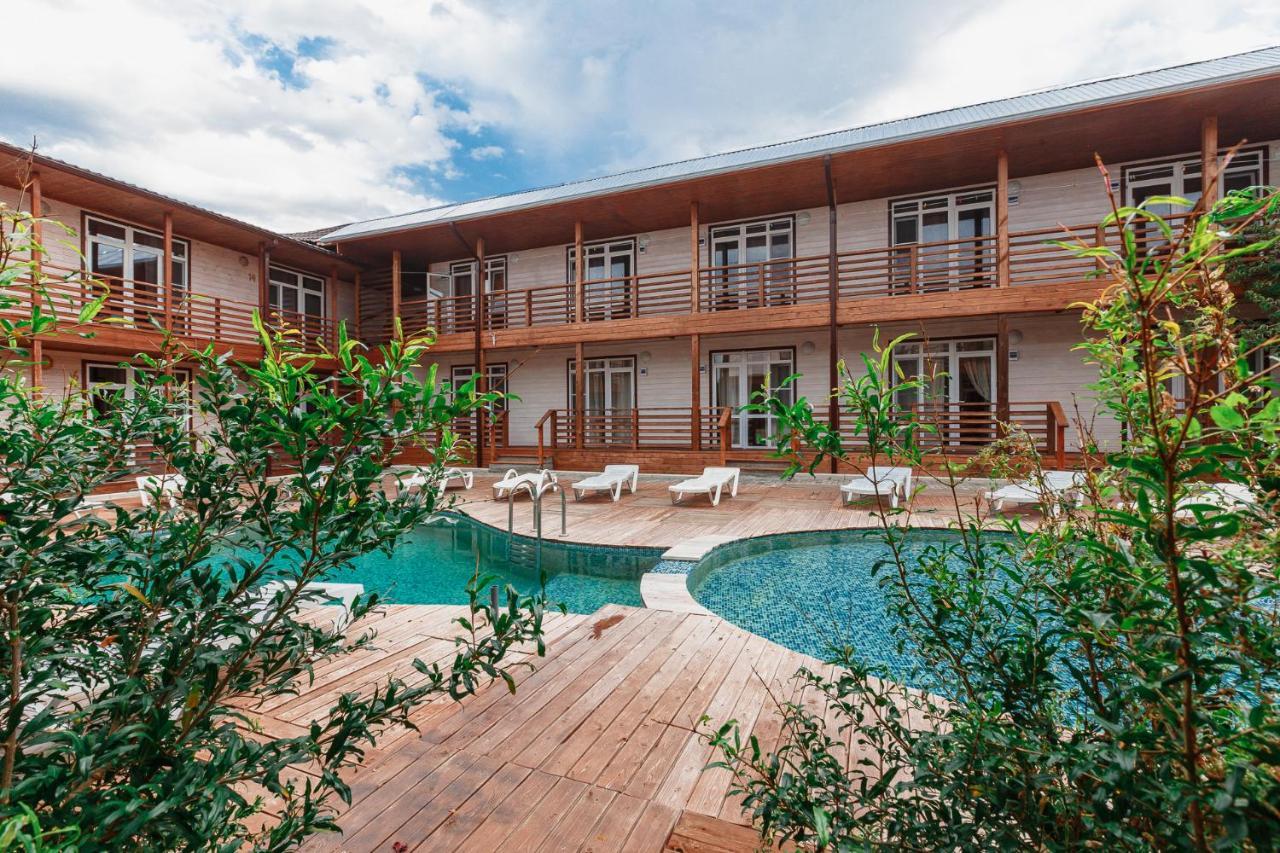Guest House Amshin Tsandrypsh Bagian luar foto