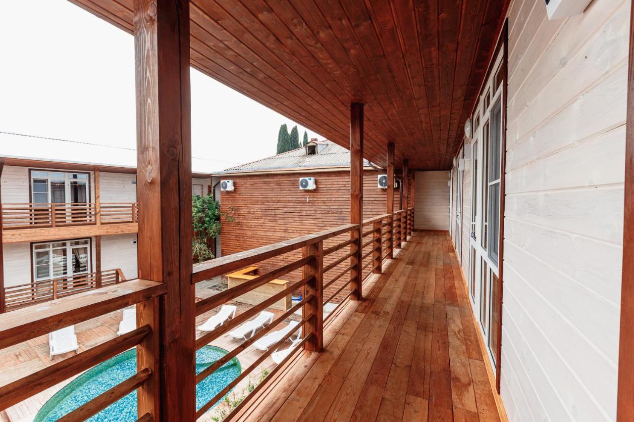 Guest House Amshin Tsandrypsh Bagian luar foto