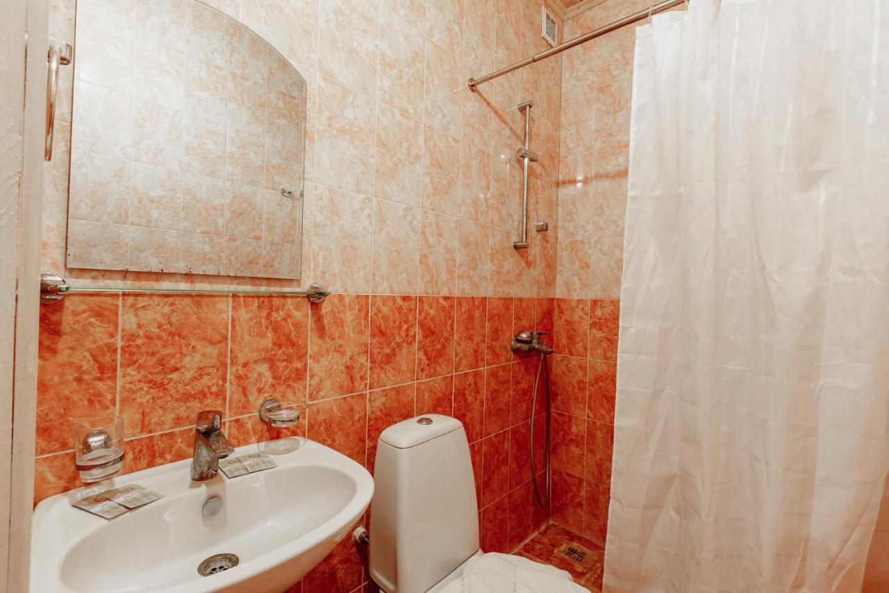 Guest House Amshin Tsandrypsh Bagian luar foto