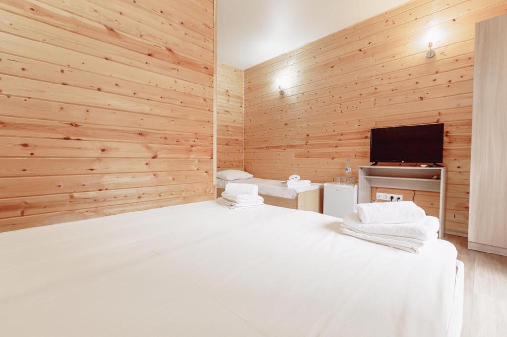Guest House Amshin Tsandrypsh Bagian luar foto